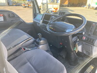 ISUZU Elf Panel Van TKG-NHS85AN 2013 68,961km_32