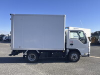 ISUZU Elf Panel Van TKG-NHS85AN 2013 68,961km_6