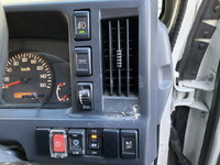 ISUZU Elf Panel Van TRG-NJR85AN 2018 109,000km_33