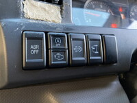 ISUZU Elf Panel Van TRG-NJR85AN 2018 109,000km_34