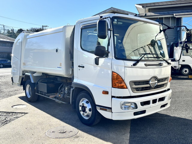 HINO Ranger Garbage Truck TKG-FC9JDAA 2015 281,541km