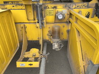 UD TRUCKS Big Thumb Dump KL-CW48A 2005 832,000km_18