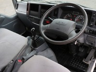 ISUZU Elf Double Cab TRG-NJR85A 2015 47,804km_17