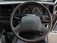 ISUZU Elf Double Cab TRG-NJR85A 2015 47,804km_20