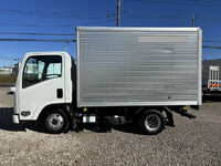 ISUZU Elf Aluminum Van TPG-NLR85AN 2016 172,320km_4
