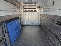 ISUZU Forward Refrigerator & Freezer Truck TKG-FRR90T2 2018 565,032km_32