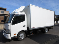 HINO Dutro Reefer Van TKG-XZU710M 2014 234,000km_3