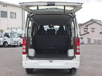 TOYOTA Hiace Box Van 3BF-TRH200V 2023 23,850km_9