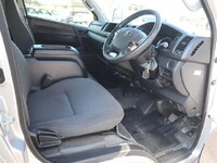 TOYOTA Hiace Box Van CBA-TRH214W 2019 62,500km_26