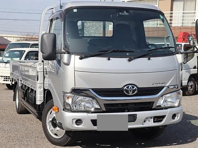 TOYOTA Dyna Flat Body TKG-XZC655 2017 25,950km