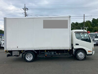 HINO Dutro Aluminum Van TKG-XZU650M 2013 170,523km_8