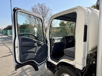 ISUZU Elf Aluminum Van TRG-NPR85AN 2017 73,000km_14
