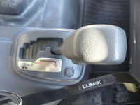 ISUZU Elf Refrigerator & Freezer Truck 2RG-NPR88AN 2020 196,000km_18