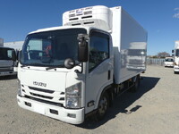ISUZU Elf Refrigerator & Freezer Truck 2RG-NPR88AN 2020 196,000km_1