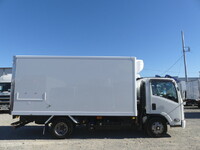 ISUZU Elf Refrigerator & Freezer Truck 2RG-NPR88AN 2020 196,000km_6