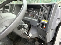 ISUZU Elf Aluminum Wing TRG-NPR85AR 2015 197,000km_29