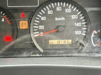 ISUZU Elf Aluminum Wing TRG-NPR85AR 2015 197,000km_32