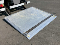 ISUZU Elf Aluminum Van TKG-NMR85AN 2013 326,639km_11