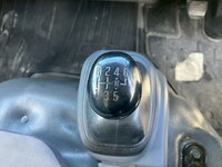 ISUZU Elf Aluminum Van TKG-NMR85AN 2013 326,639km_32