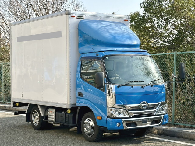 HINO Dutro Panel Van 2RG-XZU605M 2019 99,000km_1
