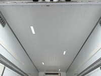 ISUZU Forward Refrigerator & Freezer Truck 2PG-FTR90V2 2018 322,000km_11