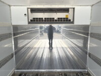 ISUZU Forward Refrigerator & Freezer Truck 2PG-FTR90V2 2018 322,000km_14