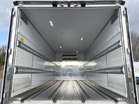 ISUZU Forward Refrigerator & Freezer Truck 2PG-FTR90V2 2018 322,000km_9