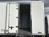 HINO Dutro Reefer Van TKG-XZU710M 2018 282,000km_7
