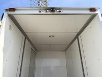 ISUZU Elf Panel Van TRG-NLR85N 2018 148,300km_8