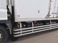 ISUZU Giga Refrigerator & Freezer Truck QKG-CYL77B 2017 843,000km_37
