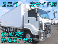 ISUZU Giga Refrigerator & Freezer Truck QKG-CYL77B 2017 757,500km_1