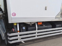 ISUZU Giga Refrigerator & Freezer Truck QKG-CYL77B 2017 757,500km_36