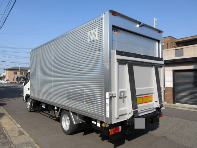 Dutro Aluminum Van_2