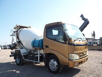 HINO Dutro Mixer Truck BDG-XZU304E 2008 128,053km_1