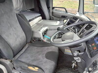 UD TRUCKS Quon Trailer Head QKG-GK6XAD 2016 750,996km_13