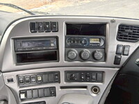 UD TRUCKS Quon Trailer Head QKG-GK6XAD 2016 750,996km_19