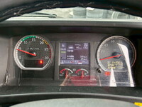 ISUZU Giga Aluminum Wing QPG-CYJ77B 2016 644,000km_19