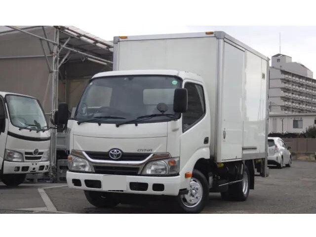 TOYOTA Dyna Aluminum Van TKG-XZU605 2016 155,215km_1