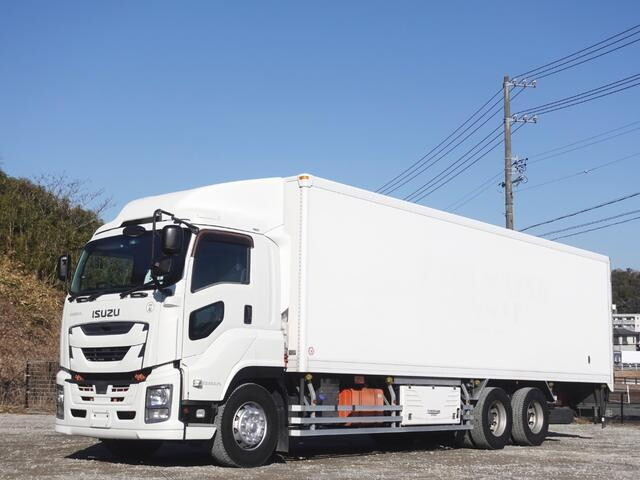 ISUZU Giga Refrigerator & Freezer Truck QPG-CYL77B 2017 1,197,000km