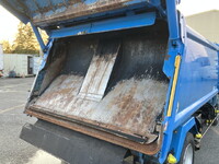 MITSUBISHI FUSO Canter Garbage Truck TKG-FEB90 2013 243,121km_14