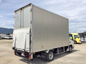 Dutro Aluminum Van_2