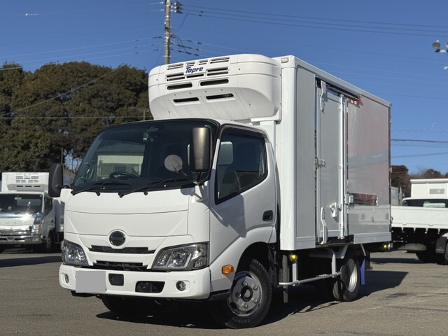 HINO Dutro Refrigerator & Freezer Truck 2RG-XZC605M 2022 146,532km
