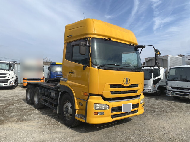 UD TRUCKS Quon Trailer Head ADG-GW4XLG 2009 322,000km