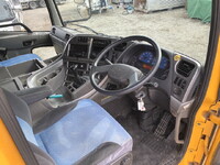 UD TRUCKS Quon Trailer Head ADG-GW4XLG 2009 322,000km_25