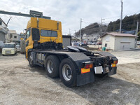 UD TRUCKS Quon Trailer Head ADG-GW4XLG 2009 322,000km_2