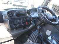 HINO Dutro Double Cab 2RG-XZU605M 2020 71,000km_19