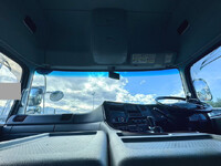 UD TRUCKS Quon Trailer Head 2PG-GK5AAB 2022 165,000km_20