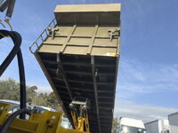 UD TRUCKS Quon Trailer Head 2PG-GK5AAB 2022 165,000km_25