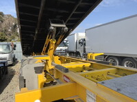 UD TRUCKS Quon Trailer Head 2PG-GK5AAB 2022 165,000km_29