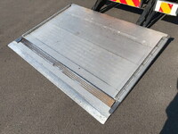 ISUZU Elf Aluminum Van 2RG-NPR88N 2019 274,118km_24